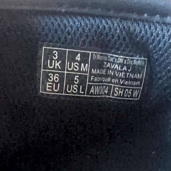 Dr. Marten Boots - Picture 3 of 4